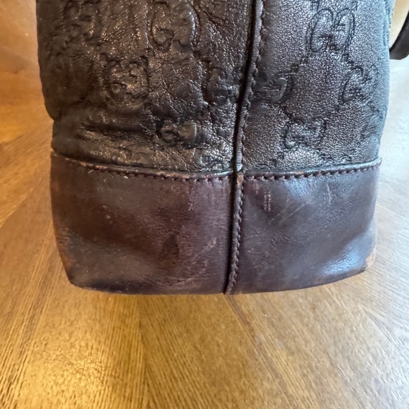 Gucci signature monogram brown leather tote - Picture 11 of 16